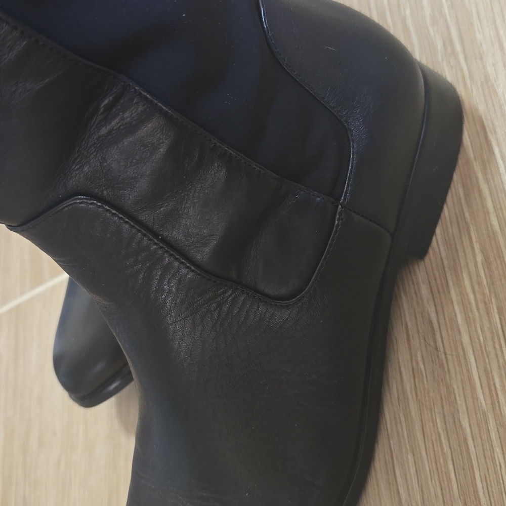 Black Knee-High Boots - Picture 6 of 7
